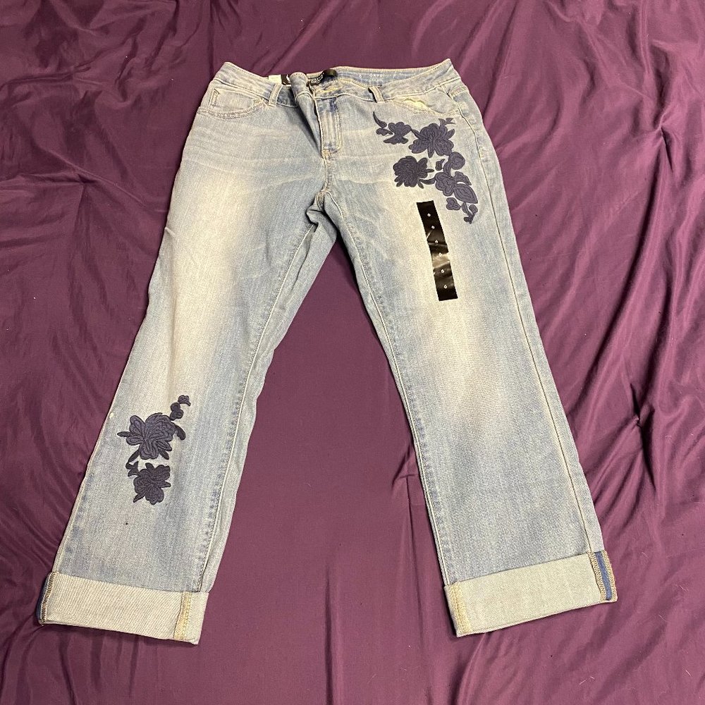 Floral Capri Jeans